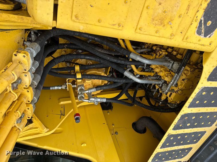 image for item LH9486 2017 Komatsu  PC210 LC-11 excavator