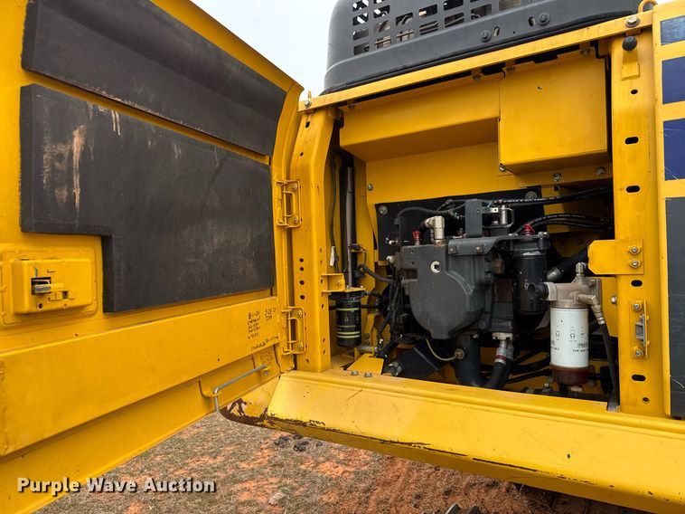 image for item LH9486 2017 Komatsu  PC210 LC-11 excavator