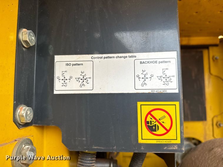 image for item LH9486 2017 Komatsu  PC210 LC-11 excavator