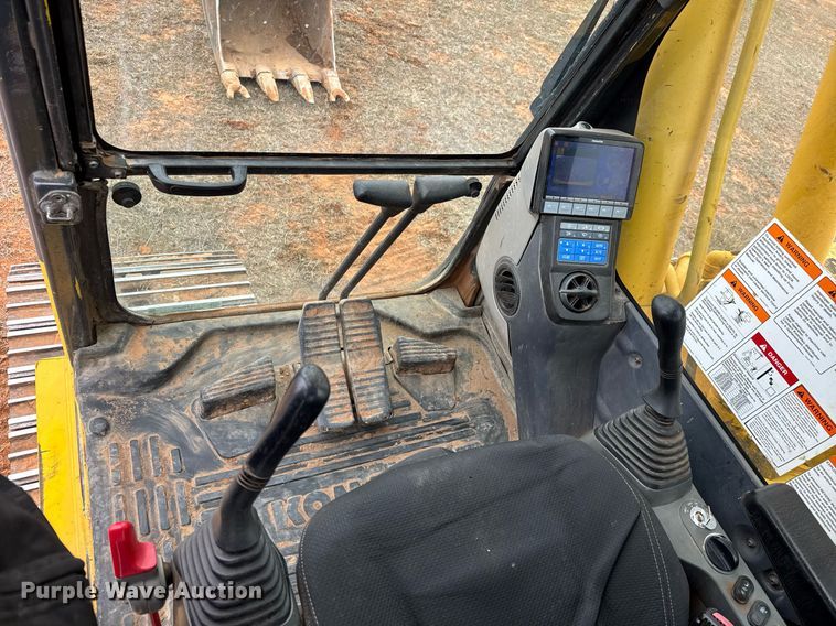 image for item LH9486 2017 Komatsu  PC210 LC-11 excavator