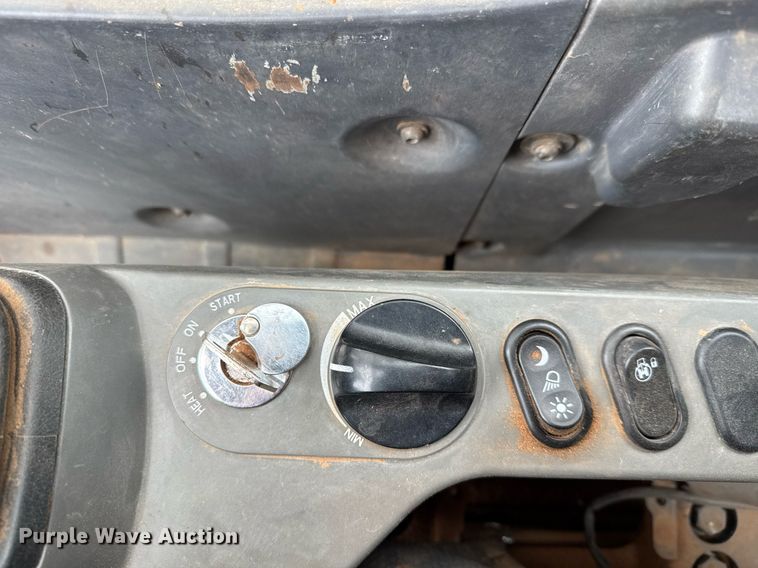 image for item LH9486 2017 Komatsu  PC210 LC-11 excavator