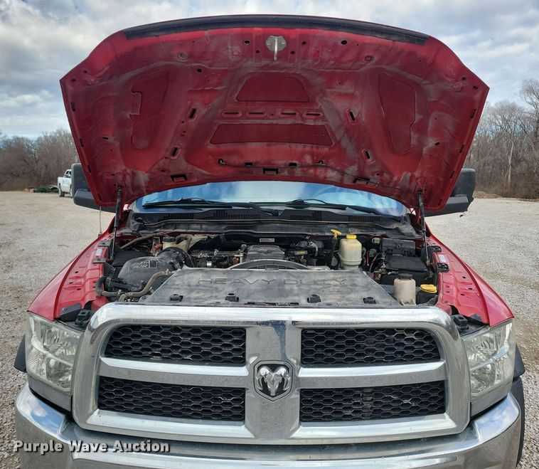 image for item NB9802 2014 Dodge Ram 5500 Crew Cab flatbed truck