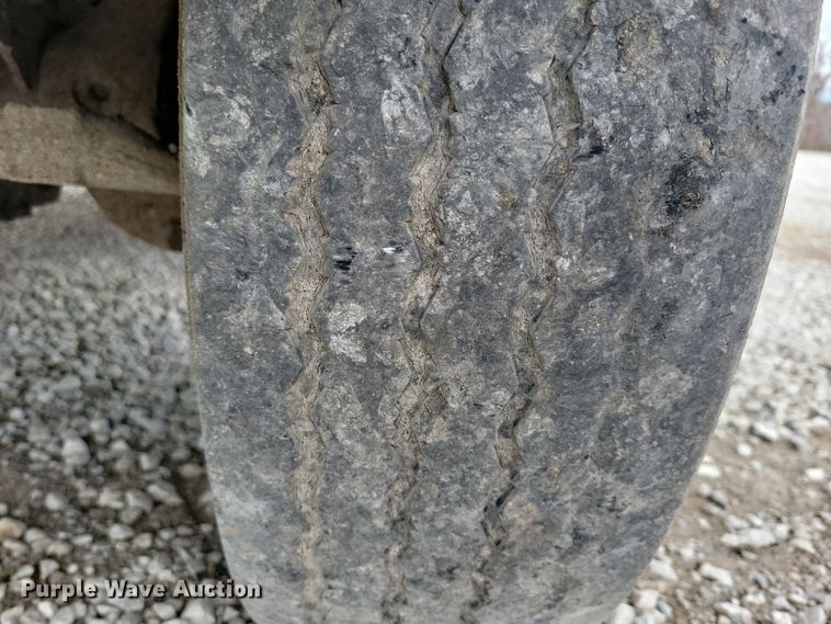 image for item NB9802 2014 Dodge Ram 5500 Crew Cab flatbed truck