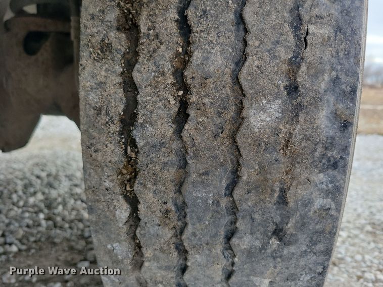 image for item NB9802 2014 Dodge Ram 5500 Crew Cab flatbed truck