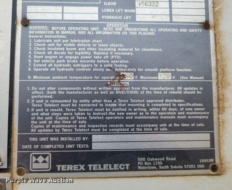 image for item NB9805 2012 International  7400 bucket truck