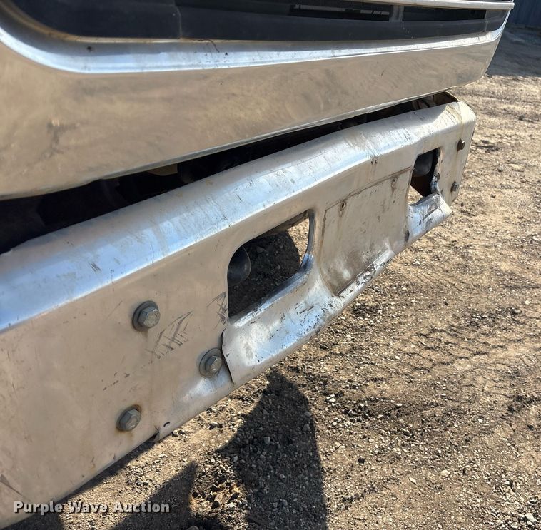 image for item OK9524 1995 Ford L9000 dump truck