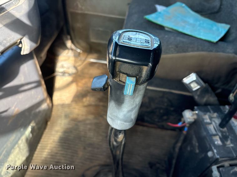 image for item OK9524 1995 Ford L9000 dump truck