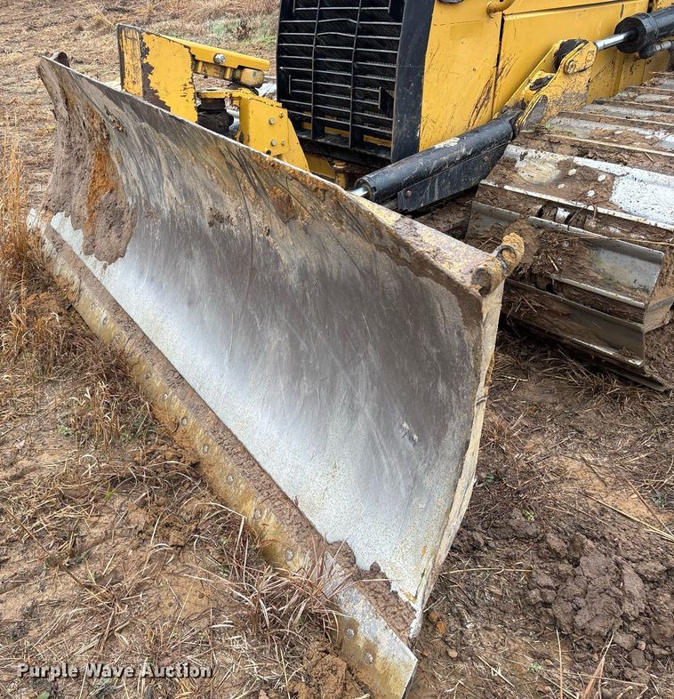 image for item OK9535 2012 Caterpillar D4K2 LGP dozer