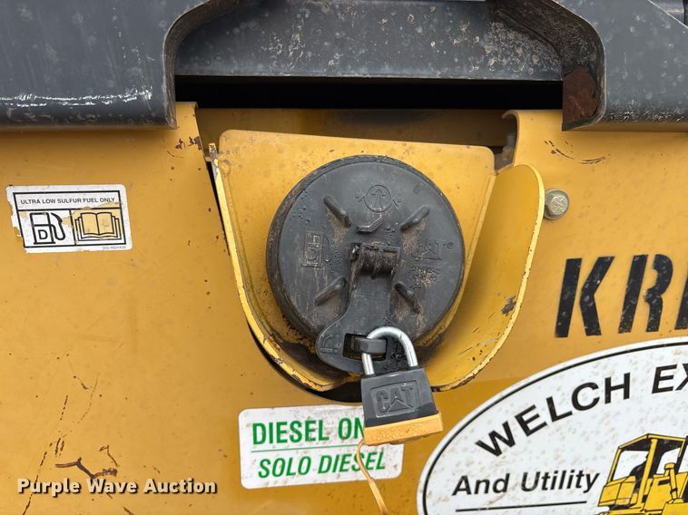 image for item OK9535 2012 Caterpillar D4K2 LGP dozer