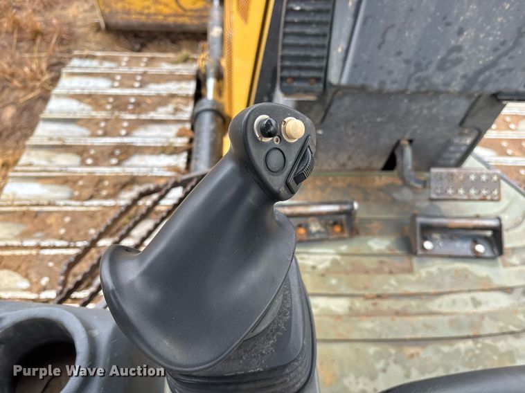 image for item OK9535 2012 Caterpillar D4K2 LGP dozer