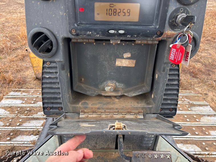 image for item OK9535 2012 Caterpillar D4K2 LGP dozer