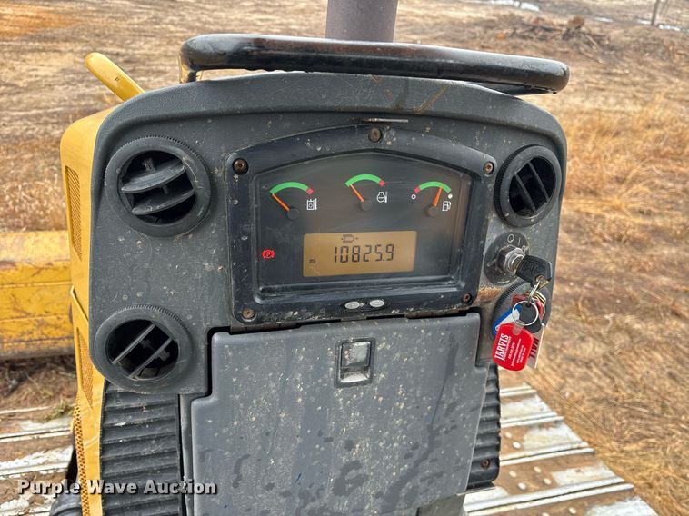 image for item OK9535 2012 Caterpillar D4K2 LGP dozer