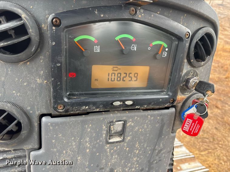 image for item OK9535 2012 Caterpillar D4K2 LGP dozer