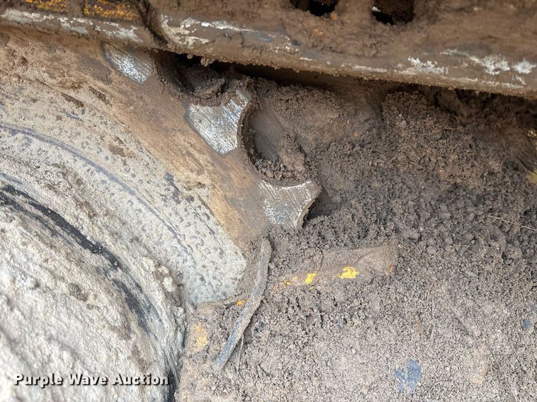 image for item OK9535 2012 Caterpillar D4K2 LGP dozer