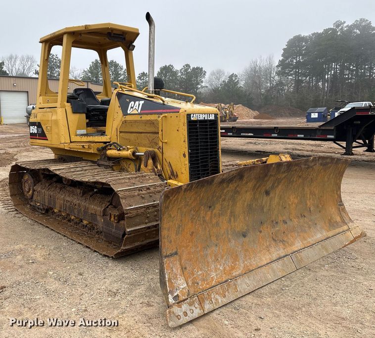 image for item OK9536 2004 Caterpillar D5G LGP dozer