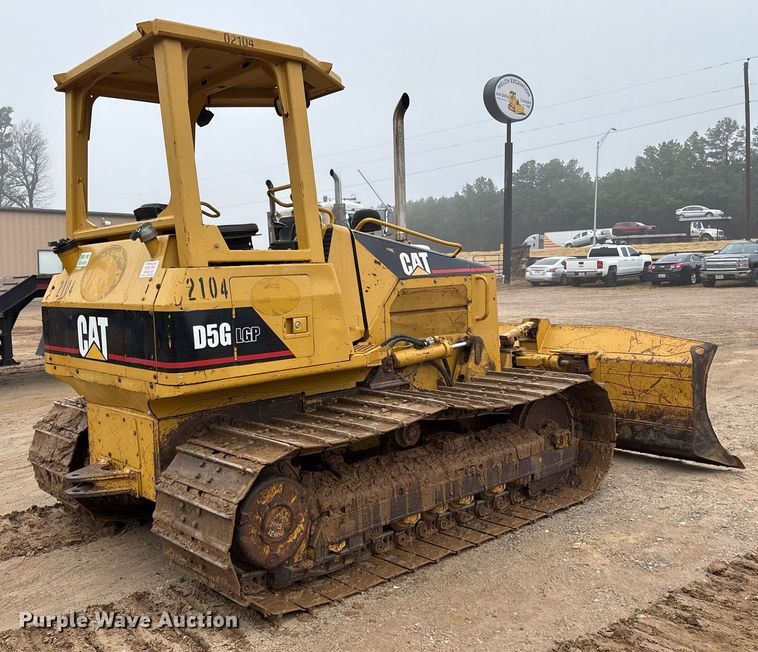 image for item OK9536 2004 Caterpillar D5G LGP dozer