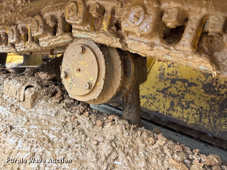 image for item OK9536 2004 Caterpillar D5G LGP dozer