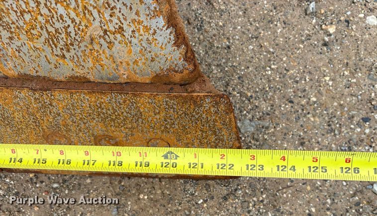 image for item OK9537 2004 Caterpillar D3G LGP dozer