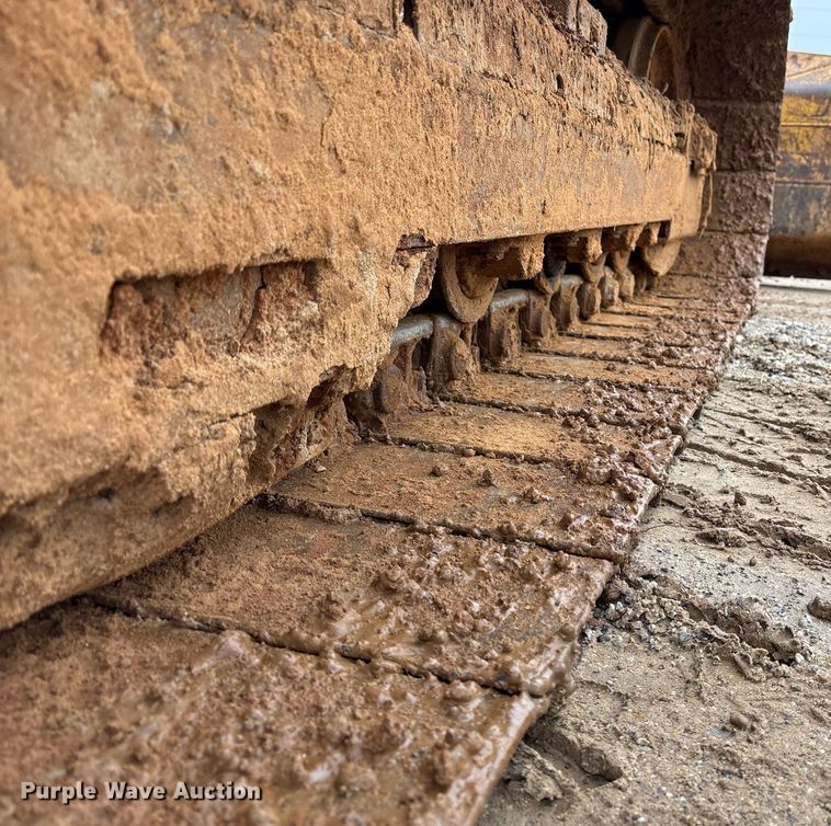 image for item OK9537 2004 Caterpillar D3G LGP dozer