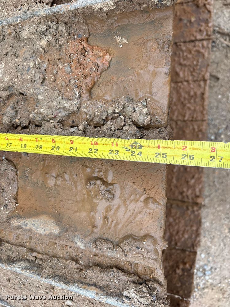 image for item OK9537 2004 Caterpillar D3G LGP dozer