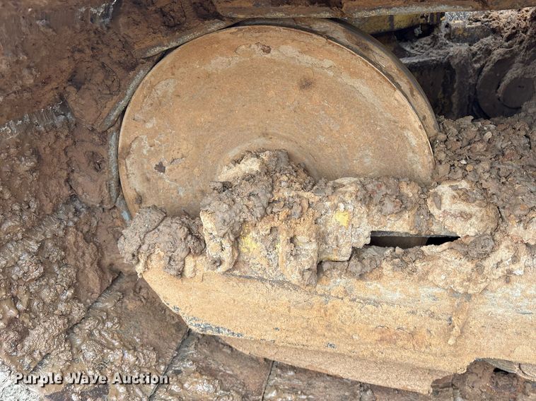 image for item OK9537 2004 Caterpillar D3G LGP dozer