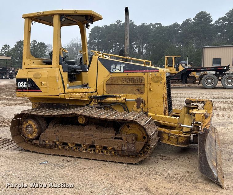 image for item OK9538 2005 Caterpillar D3G LGP dozer