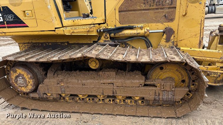 image for item OK9538 2005 Caterpillar D3G LGP dozer
