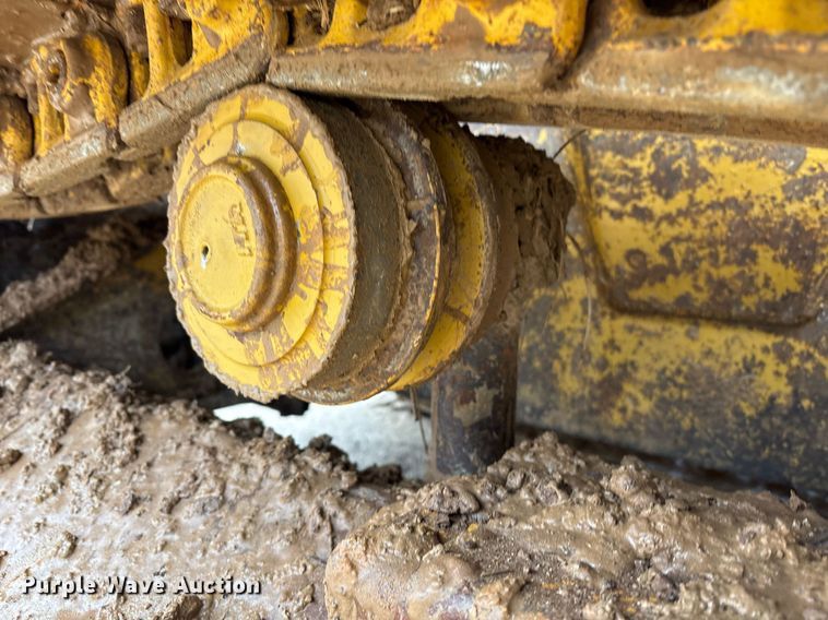 image for item OK9538 2005 Caterpillar D3G LGP dozer
