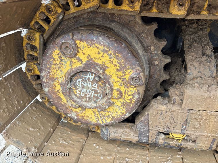 image for item OK9538 2005 Caterpillar D3G LGP dozer