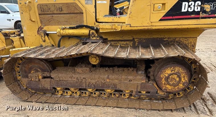 image for item OK9538 2005 Caterpillar D3G LGP dozer