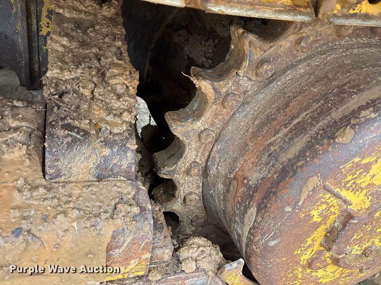 image for item OK9538 2005 Caterpillar D3G LGP dozer