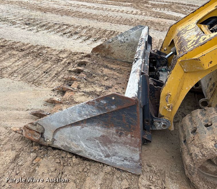 image for item OK9539 2016 Caterpillar 289D tracked skid steer loader