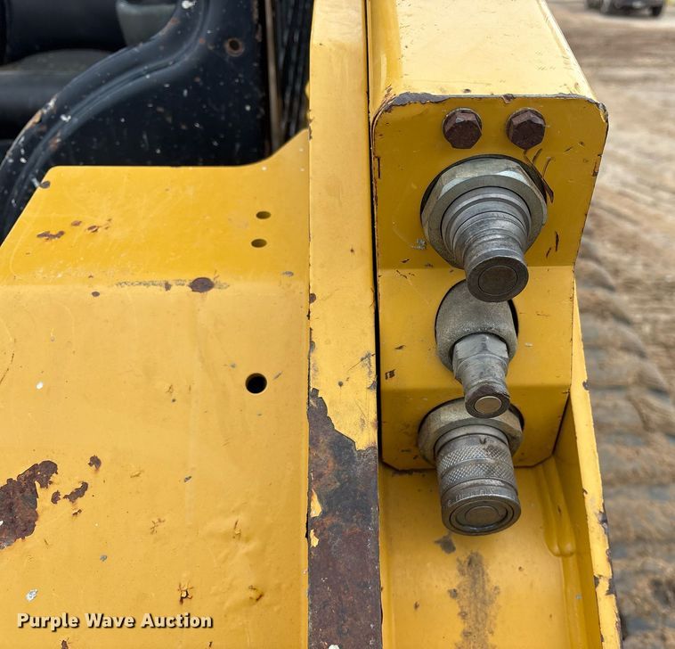 image for item OK9539 2016 Caterpillar 289D tracked skid steer loader