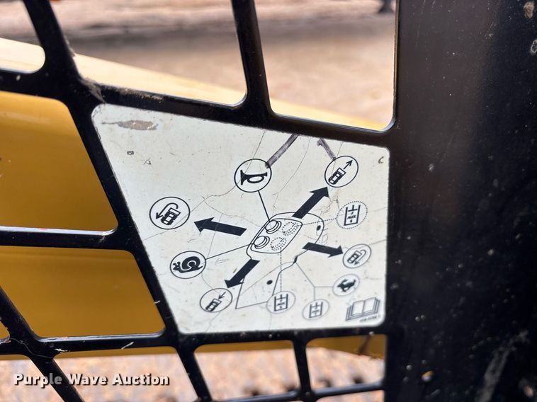 image for item OK9539 2016 Caterpillar 289D tracked skid steer loader