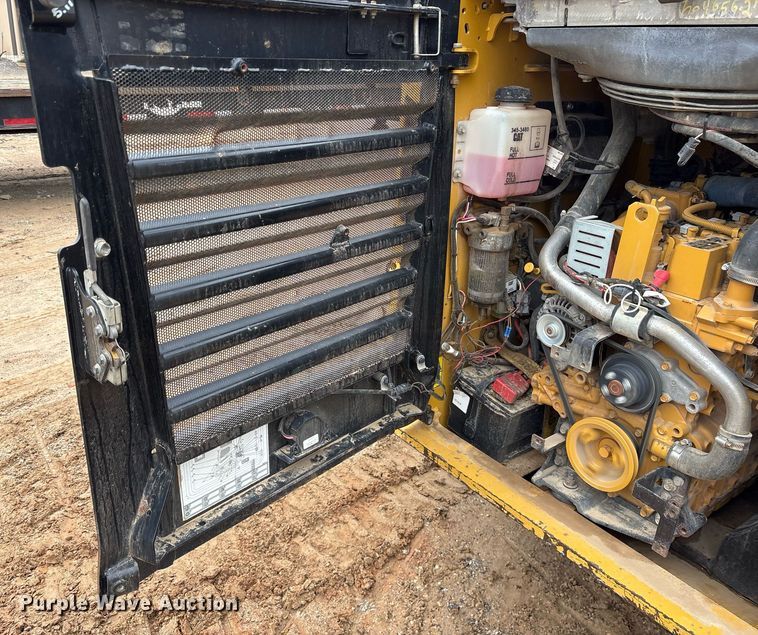 image for item OK9539 2016 Caterpillar 289D tracked skid steer loader