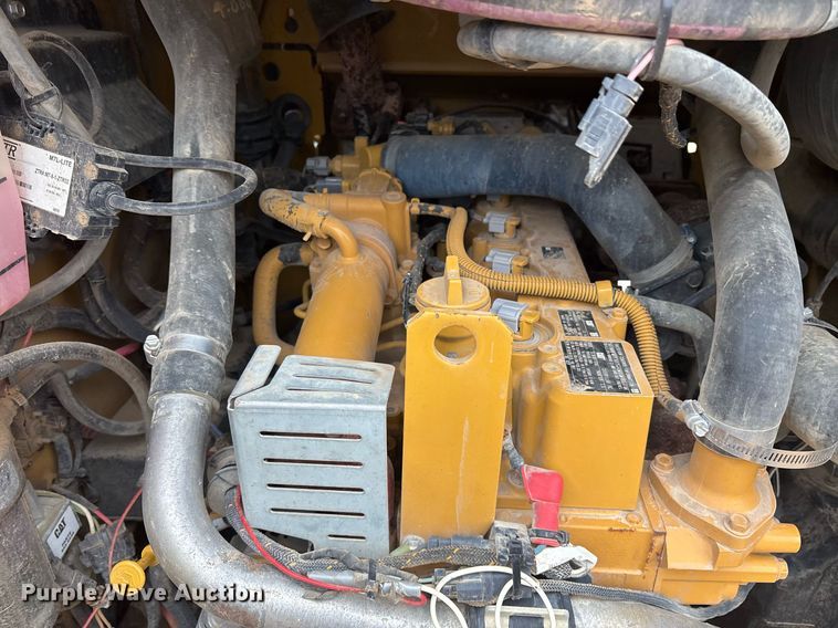 image for item OK9539 2016 Caterpillar 289D tracked skid steer loader