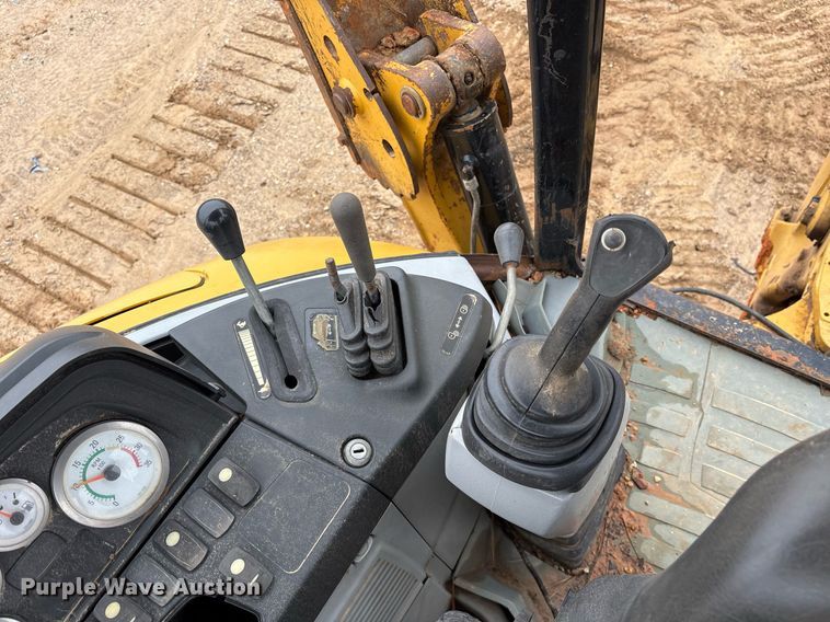 image for item OK9540 2010 Caterpillar 420E backhoe