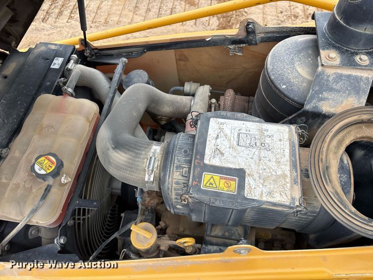 image for item OK9540 2010 Caterpillar 420E backhoe