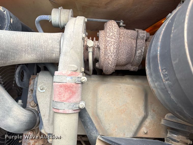 image for item OK9540 2010 Caterpillar 420E backhoe