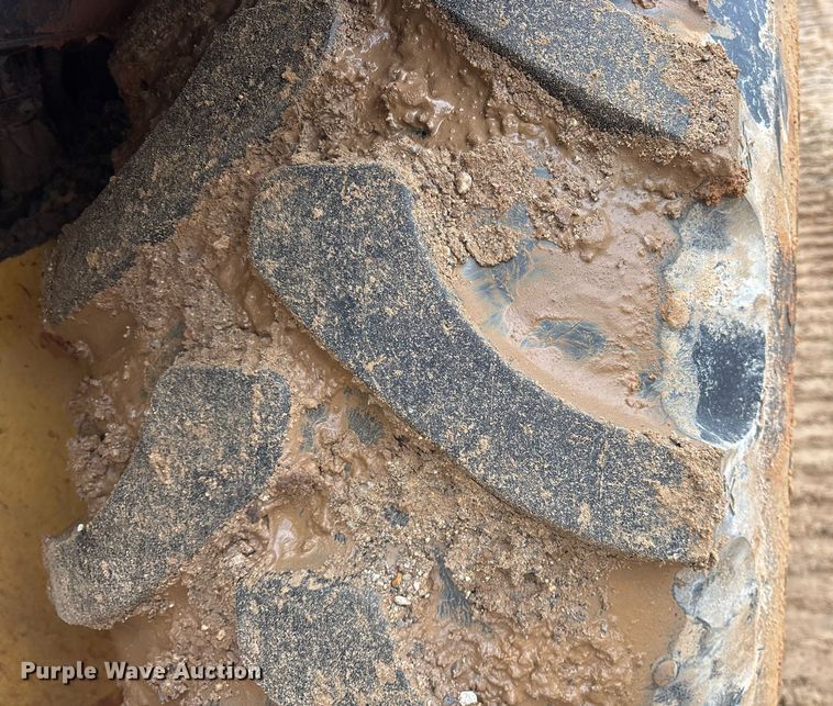 image for item OK9540 2010 Caterpillar 420E backhoe