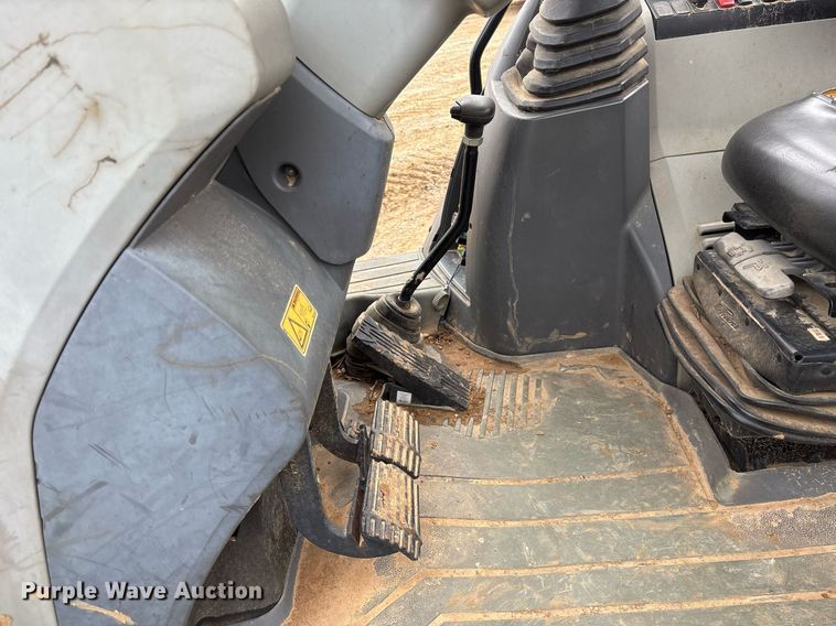 image for item OK9541 2015 Caterpillar 420F2 IT backhoe