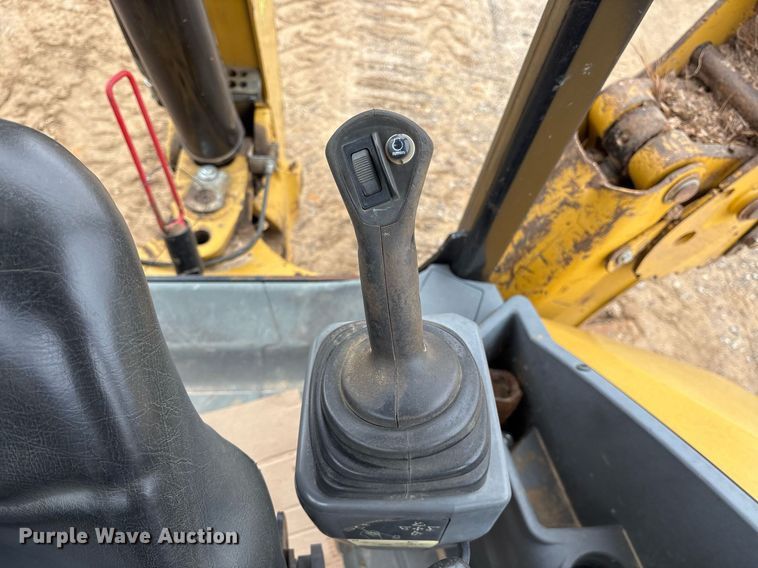 image for item OK9541 2015 Caterpillar 420F2 IT backhoe