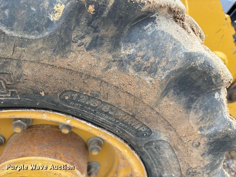 image for item OK9541 2015 Caterpillar 420F2 IT backhoe