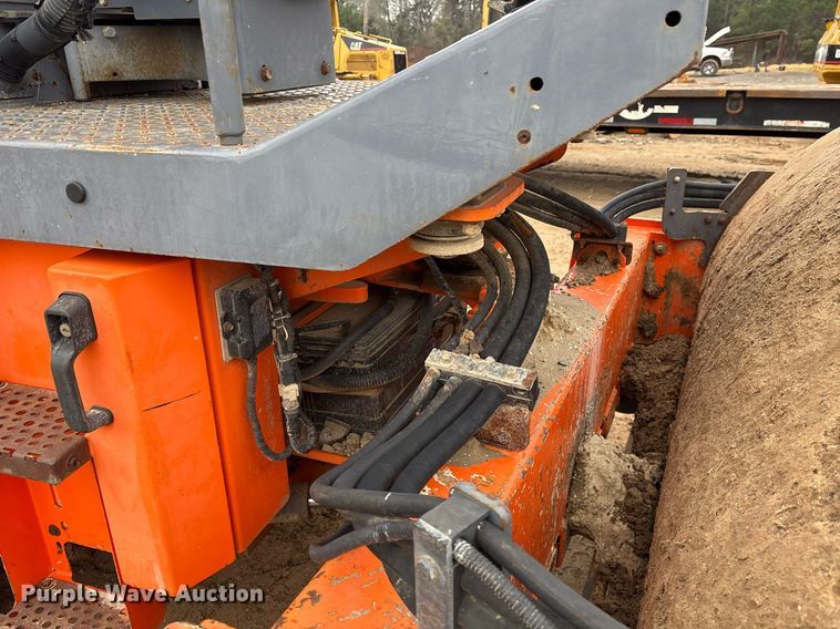 image for item OK9543 2013 Hamm 3307 single drum vibratory roller
