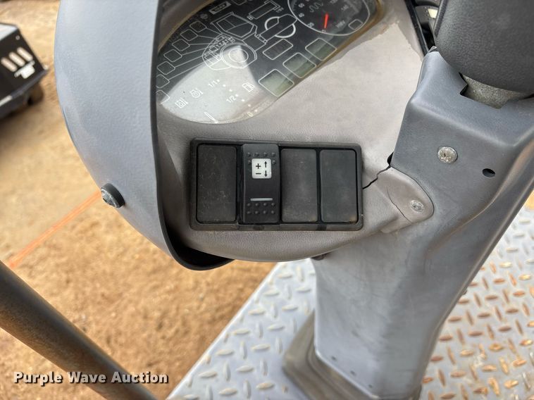 image for item OK9543 2013 Hamm 3307 single drum vibratory roller