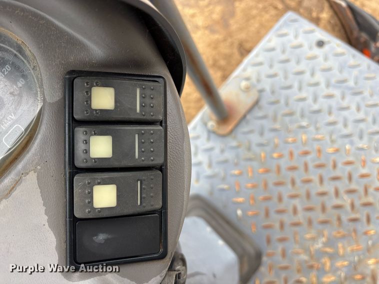 image for item OK9543 2013 Hamm 3307 single drum vibratory roller