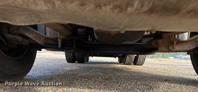 image for item OK9546 2010 Mack Pinnacle dump truck