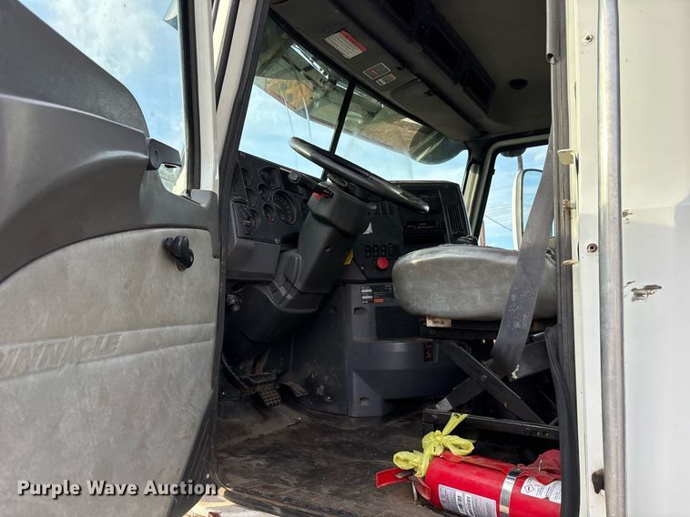 image for item OK9546 2010 Mack Pinnacle dump truck