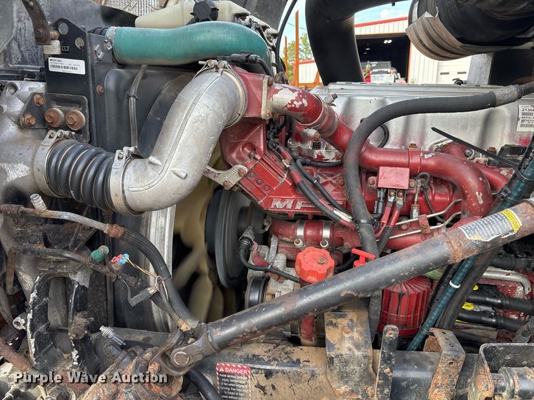 image for item OK9546 2010 Mack Pinnacle dump truck