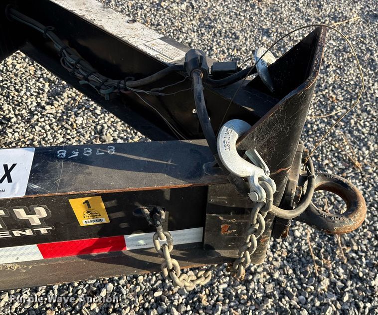 image for item YA0165 2020 Monroe Towmaster T-14D equipment trailer